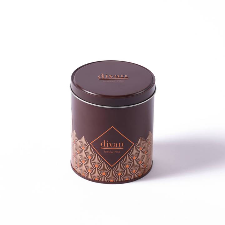 Divan Krep Dantel və Şabalıd Şirniyyatları
